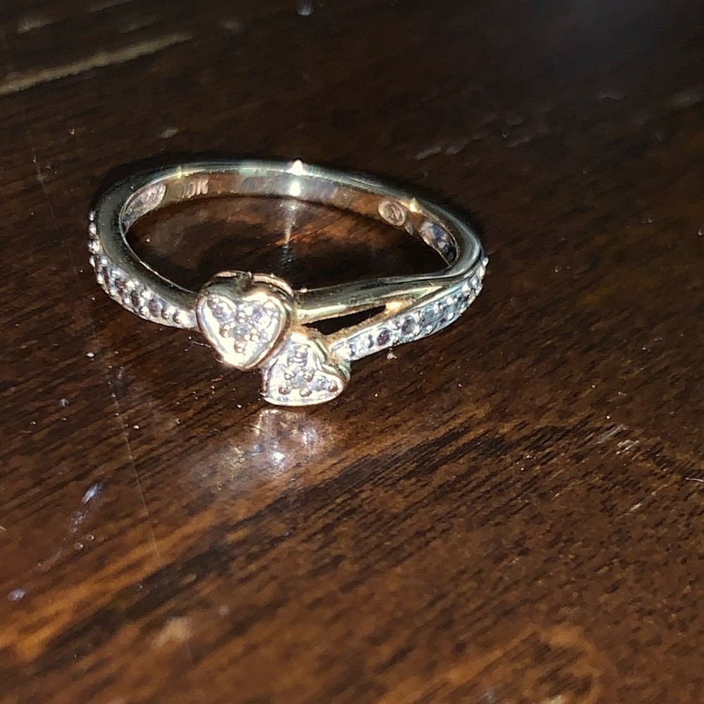 10K gold heart ring